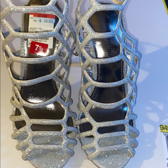 heels - Picture 1 of 2